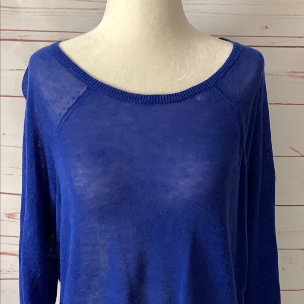 Blue Top - Picture 4 of 6